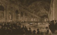 Le congres de la paix dans la galerie des glaces du chateau de Versailles; M. Clemenceau..., 1919. Creator: Unknown
