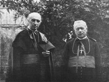Le cardinal Mercier, archeveque de Malines, et Mgr. Heylen, eveque de Namur, dans..., 1916. Creator: Robert Vaucher