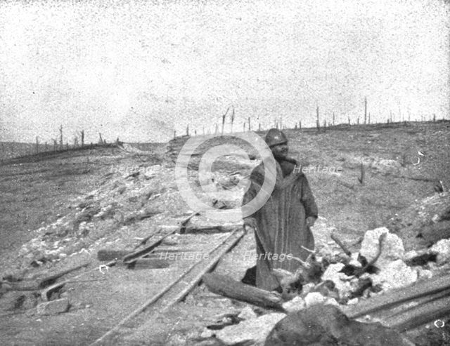 'Le Champ de Bataille; Ce qui avait ete le bois de la Caillette et la voie ferree..., 1916 (1924) Creator: Unknown.