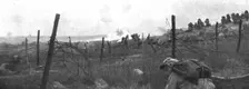 Le Champ de Bataille; La contre-attaque francaise du 11 avril sur les pentes de..., 1916 (1924) Creator: Unknown