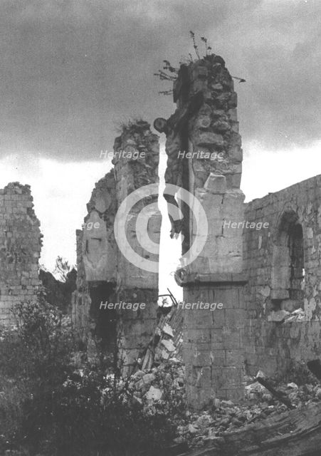 'Le Christ aux ruines; La nef, envahie deja par les plantes sauvages, d'une eglise', 1916. Creator: Unknown.
