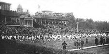 Le "Cross" des allies a Auteuil; le bataillon des concurrents francais, anglais et belges... 1916 Creator: Unknown