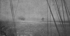 Le "Goeben" contre le torpilleur "Schastlivyi" (21 sept. 1915); Deux projectiles du... 1915. Creator: Unknown
