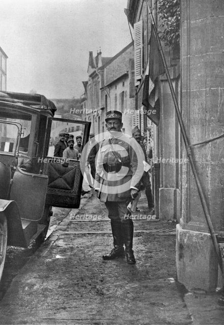 'Le general Mangin; Ancien compagnon de Marchand dans la fameuse mission du Congo-Nil..., 1916 Creator: Unknown.
