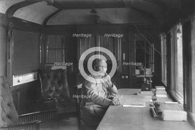 ''Le General Petain dans son Wagon-Salon', 1916 (1924) Creator: Unknown.