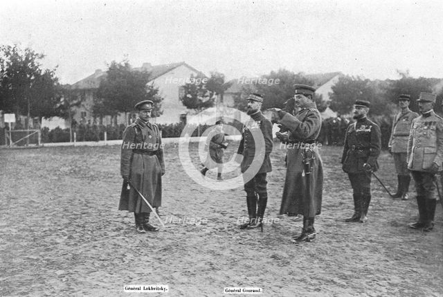 'Le general Russe Lokhvitsky decore de la Croix de Guerre sur le front Francais; un officier..., 191 Creator: Unknown.