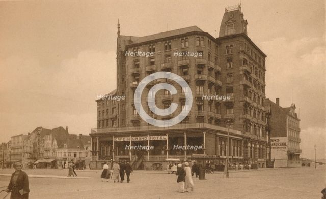 'Le Grand Hotel',  c1900. Creator: Unknown.