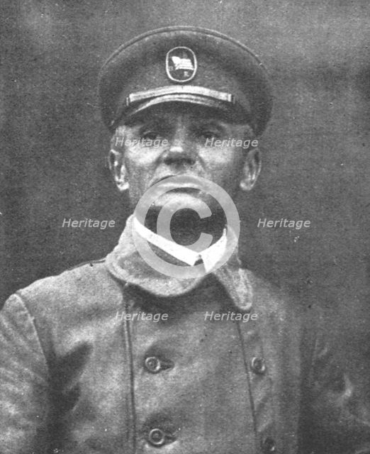 'Le "Deutschland"; Le capitaine Koenig, commandant du "Deutschland"', 1916. Creator: Unknown.