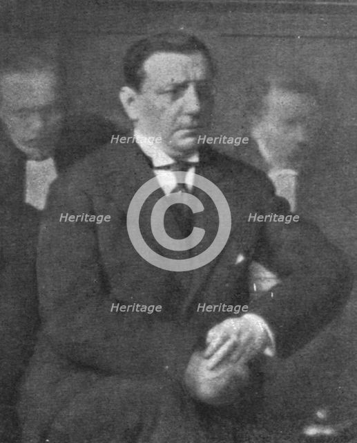 'Le defaitisme et les grands proces; l'affaire du "bonnet rouge"; Leymarie, qui, prevenu..., 1917. Creator: Unknown.