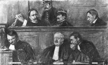 'Le defaitisme et les grands proces; l'affaire Bolo: les accuses et leurs defenseurs a l'audience. Creator: Lucien Jonas