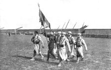 'Le Drapeau de L'Aviation; Le dradeau de l'aviation porte par Guyemer, alors sous..., 1916. Creator: Unknown