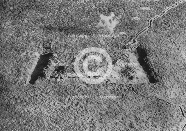 'Le Fort de Vaux, repris le 2 novembre; vue oblique, en aeroplane et a faible hauteur..., 1916. Creator: Unknown.