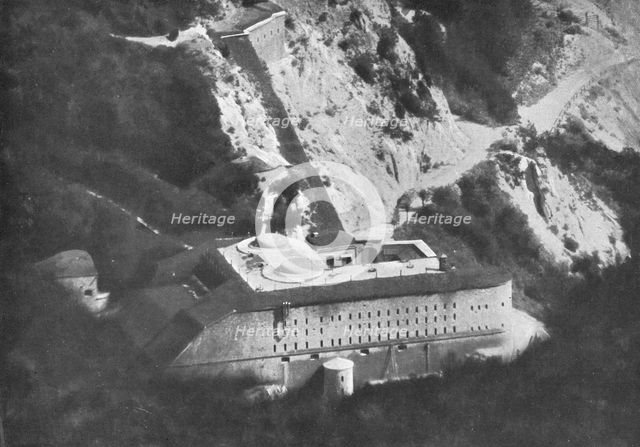 ''Le Fort de Malborghetto avant le bombardement.', 1916. Creator: Unknown.