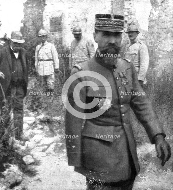 'Le "Friedensturm"; le president du Conseil (M. Clemenceau) et le commandant de la 4e armee..., 1918 Creator: Unknown.