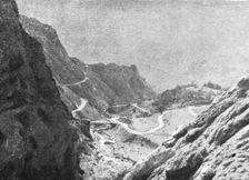 'Le front russe d'asie; La grande chassee Erzeroum-Trebizonde dans le Kop-Dagh 1916. Creator: Unknown