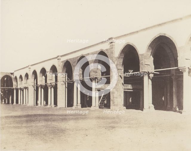 Le Kaire, Mosquée d'Amrou - Intérieur - Côté du Sanctuaire, 1851-52, printed 1853-54. Creator: Félix Teynard.