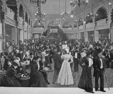 Le Hall Des Folies-Bergere 1900