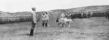 Le Serbes en Serbie; le prince-regent de Serbie adressant une allocution a ses troupes..., 1916. Creator: Unknown