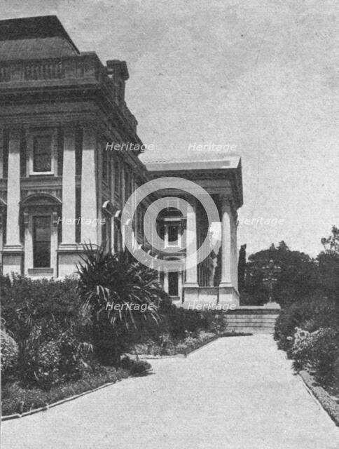 ''Le palais du Parlement au Cap; Afrique Australe', 1914. Creator: Unknown.