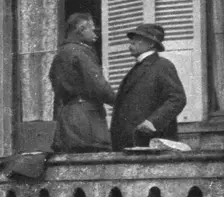 Le Premier Coup Allemand; M. Clemenceau, accouru au Grand quartier britannique..., 1918. Creator: Unknown