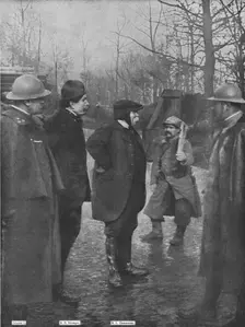 'Le presdent de la commission senatoriale de l'armee en Foret d'apremont. 1916. Creator: Unknown