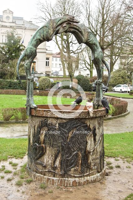 Le Puit des Levriers, Place Fernand Cocq, (1914-1920), c2014-2017. Artist: Alan John Ainsworth.