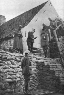 Le roi Albert !er et le generalissime sur le front de l'armee Belge; accompagnes..., 1916. Creator: Unknown