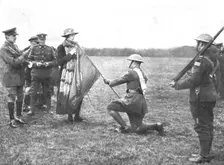 Le Retour des Vainqueurs; La princesse Patricia de Connaught fixant une branche... Creator: Unknown