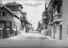 Le Touquet-Paris-Plage, Rue Saint-Alphonse. Creator: Unknown