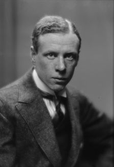 Lewis, Sinclair, portrait photograph, 1914 Mar. 7. Creator: Arnold Genthe