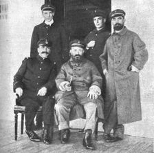 L'expedition des Dardanelles, le tentative de enforcement..., 1915 (1924). Creator: Unknown