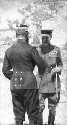 L'expedition des Dardanelles, Sur la Presqu'ile..., 1915 (1924). Creator: Unknown