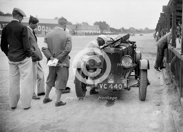 Lea-Francis in the pits, BARC 6-Hour Race, Brooklands, Surrey, 1929, Artist: Bill Brunell.