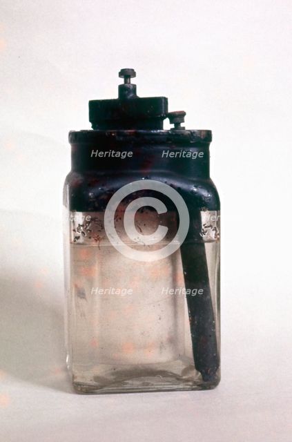 Leclanche wet cell, an early storage battery, 20th century. Creator: Unknown.