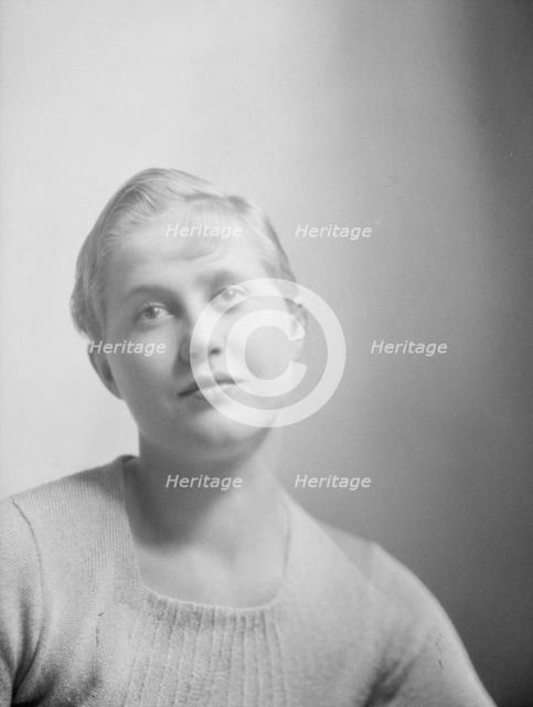 Lee, Margaret, Miss, portrait photograph, 1927 Creator: Arnold Genthe.