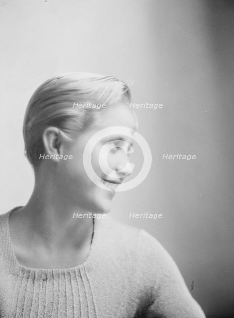 Lee, Margaret, Miss, portrait photograph, 1927 Creator: Arnold Genthe.