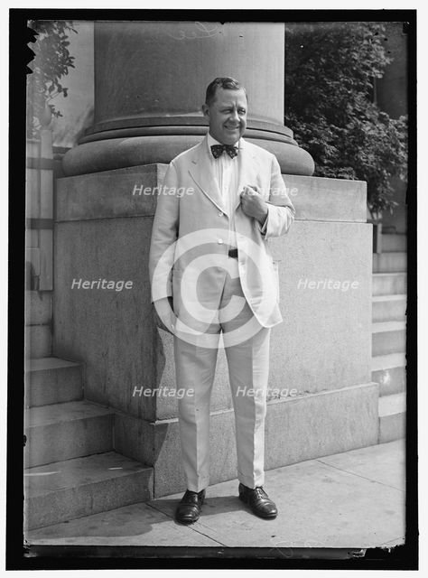 Lee, between 1910 and 1917. Creator: Harris & Ewing.