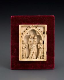 Left half of a diptych depicting the Madonna and Child, date unknown. Creator: Unknown