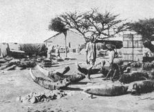 'L'emballage des dents d'elephants pour l'exportation; Le Nord-Est Africain 1914. Creator: Charles Chusseau-Flaviens