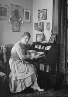 Lenora [i.e. Leonara] Sparkes, between c1915 and c1920. Creator: Bain News Service