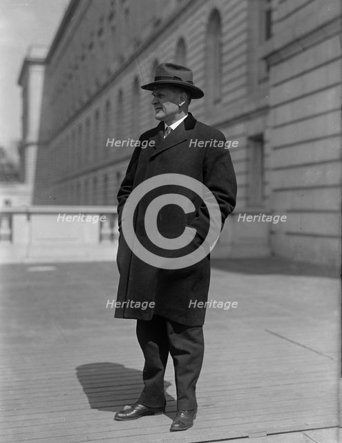 Lenroot, Irving Luther, Rep. from Wisconsin, 1909-1918; Senator, 1918-1927, 1917. Creator: Harris & Ewing.