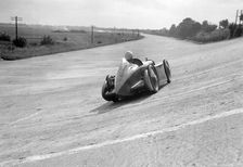 Leon Cushman's Austin 7 racer making a speed record attempt, Brooklands, 8 August 1931. Artist: Bill Brunell