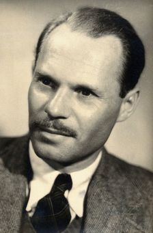Leonard Jan Bruce-Chwatt. Creator: Unknown
