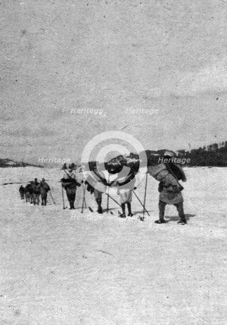 'Les Alpins Marocains; Une equipe de skieurs marocains assurant la liaison entre Timhadit..., c1916. Creator: Unknown.
