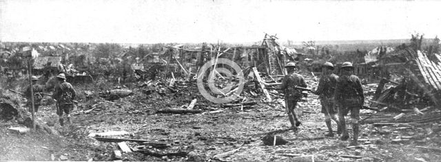 ''Les Britanniques au Nord de la Somme... 1918. Creator: Unknown.