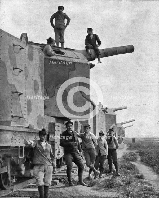 'Les Canonniers Marins; Des cuirasses sur rails: un train blinde arme de canons de 190', 1918. Creator: Unknown.