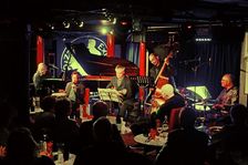 Les Cirkel (Castle, Holder, Hill, Mannix and Robinson), Pizza Express, Dean St, London, 2015. Artist: Brian O'Connor