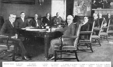 Les collaborateurs du president Wilson; Le president Wilson et ses ministres 1917. Creator: Unknown