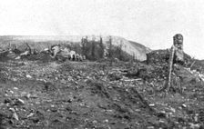 'Les combats au Nord de la Somme; Le "chapeau de gendarme" vu du moulin de Fargny 1916. Creator: Unknown