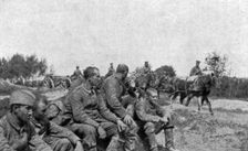 Les combats au Nord de la Somme; Prisonniers faits a Hardecourt, le 8 juillet: sur la route...,1916 Creator: Unknown